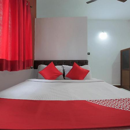 Braganza Guest House Baga Bagian luar foto