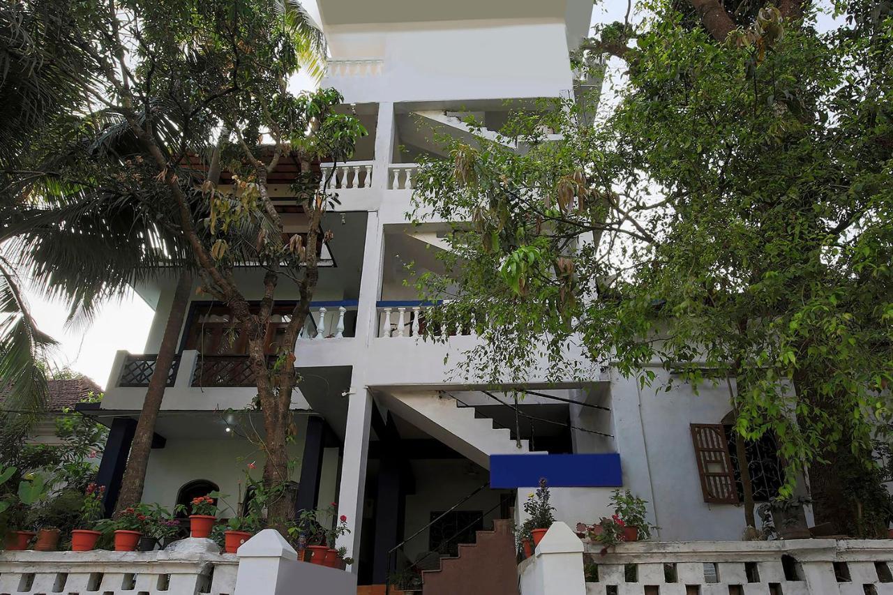 Braganza Guest House Baga Bagian luar foto
